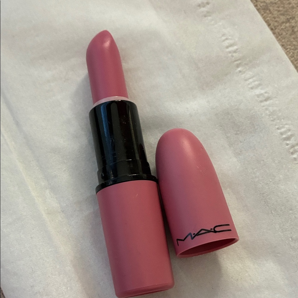 MAC Cosmetics Rosy Pink Lipstick